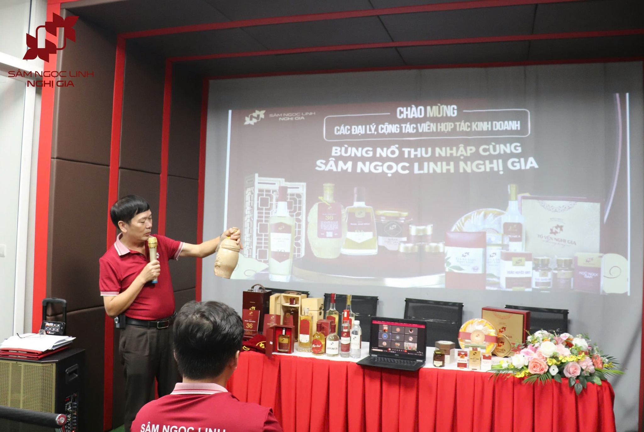 Hội Thảo Đào Tạo Cộng Tác Viên Sâm Ngọc Linh Nghị Gia 11