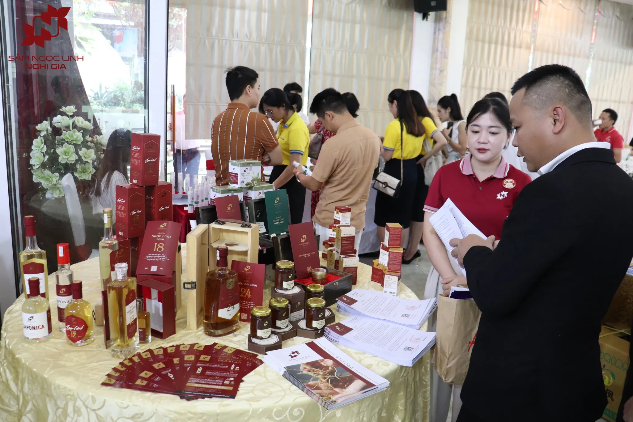 Sâm Ngọc Linh Nghị Gia Tham Gia Hội Nghị Kết Nối Kinh Tế Thương Mại Trung Quốc - Việt Nam 4