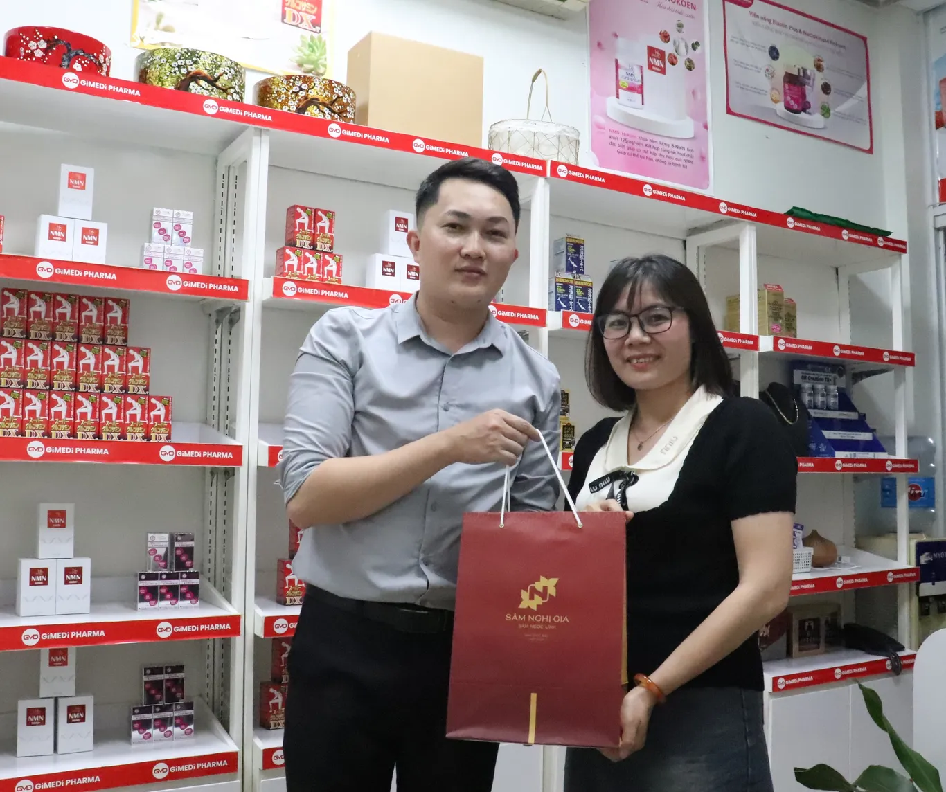 Tri Ân Nữ Khách Hàng Vip Nhân Dịp 20-10 Nâng Tầm Sức Khỏe - Vẻ Đẹp Phái Đẹp - Ảnh 1