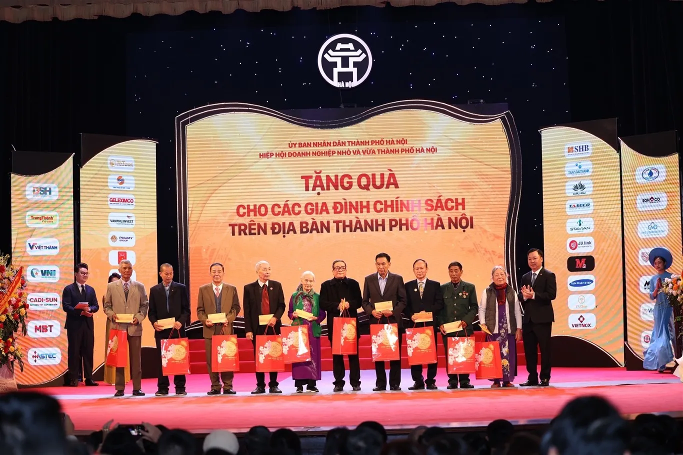 Sâm Ngọc Linh Nghị Gia - Vinh Dự Đồng Hành Cùng Lễ Tôn Vinh Doanh Nhân, Doanh Nghiệp Thăng Long 2024 Ảnh 2