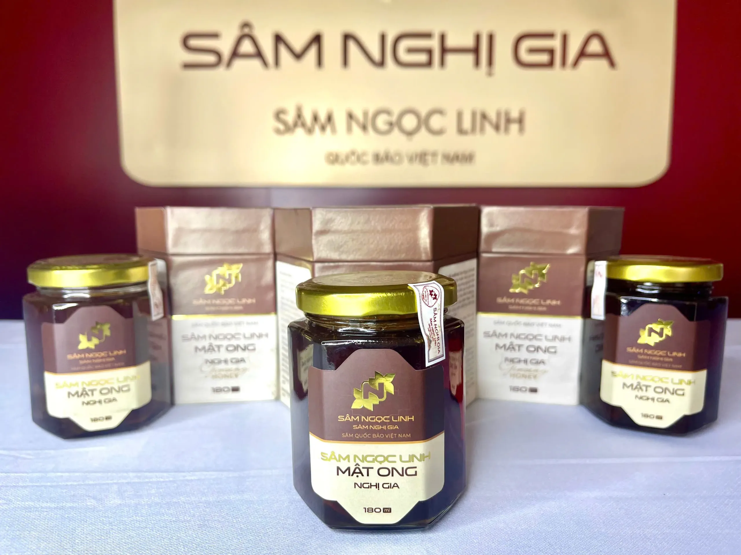 Sâm Ngọc Linh Mật Ong – Phương Thuốc Quý Giúp Phục Hồi Sức Khỏe Sau Tết 4